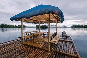 Almost Heaven Lake Resort by Cocotel