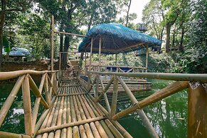 Almost Heaven Lake Resort by Cocotel