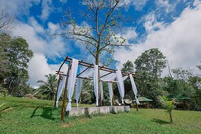 Almost Heaven Lake Resort by Cocotel