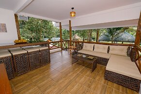 Almost Heaven Lake Resort by Cocotel