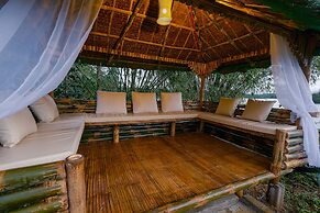 Almost Heaven Lake Resort by Cocotel