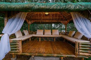 Almost Heaven Lake Resort by Cocotel