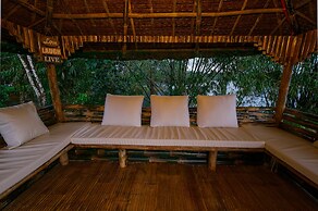 Almost Heaven Lake Resort by Cocotel