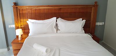 Eastern City Hotel