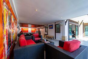 3 BR Pool Villa in Great Location BUB