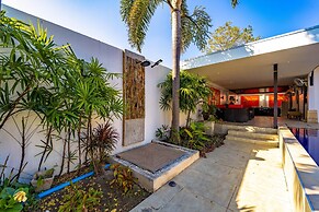 3 BR Pool Villa in Great Location BUB