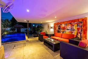 3 BR Pool Villa in Great Location BUB