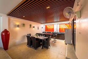 3 BR Pool Villa in Great Location BUB