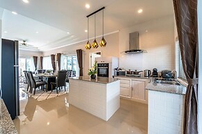 New 2 Bedroom Pool Villa C882