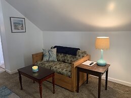 Loft At The Beach 1 Bedroom Apts by RedAwning