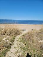 Loft At The Beach 1 Bedroom Apts by RedAwning