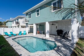 233 Delmar Avenue - Beautiful Private Pool Home 3 Bedroom Home by RedA