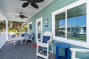 233 Delmar Avenue - Beautiful Private Pool Home 3 Bedroom Home by RedA