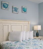 233 Delmar Avenue - Beautiful Private Pool Home 3 Bedroom Home by RedA