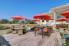 20 Beach Club Villa by Avantstay Close to the Beach & Golf Courses!