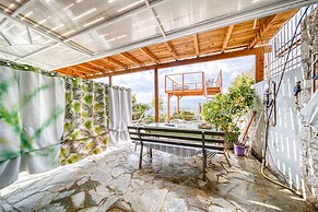 Magical View Studios Asproneri, Kamena Vourla