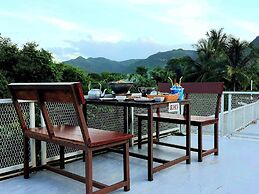 Baan Apa Erawan Resort