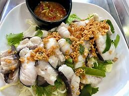 Baan Apa Erawan Resort