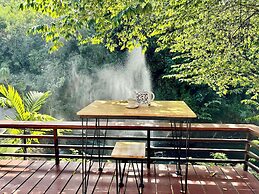 Baan Apa Erawan Resort