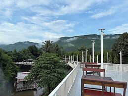 Baan Apa Erawan Resort