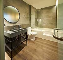 515 VICTORY Hotel