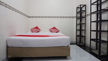 OYO 91900 Wisma Amrach