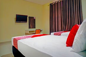 OYO 91900 Wisma Amrach