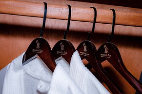 Koh Apikjun Resort By EHM