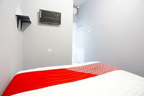 OYO 90848 J&b Rooms Bekasi