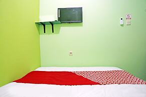 OYO 90848 J&b Rooms Bekasi