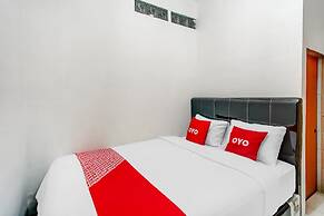 OYO 91110 Wilson HomestayNearRSU Bunda Thamrin