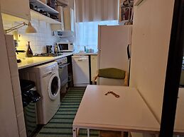 Charming 1-wall Bed Comfortable Studio in Nwlondon