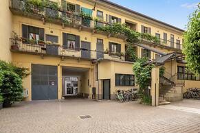 Modern Loft in Porta Venezia - Hosted by Sweetstay