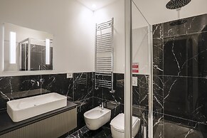 Milan Luxury Gem-hosted by Sweetstay