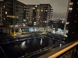 Deluxe City Apt, Beautiful River View,free Parking