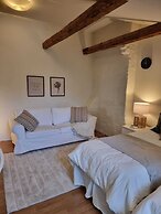 Stockholm City Chic-1-bedroom Loft for 3