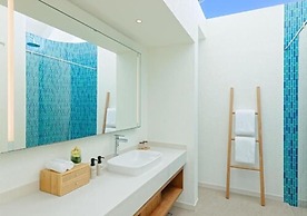 RAAYA By Atmosphere  with Free Transfers