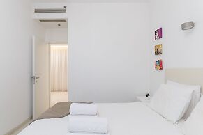 Bat Yam Luxury with Terrace & Sea View