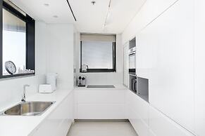 Bat Yam Luxury with Terrace & Sea View