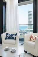 Bat Yam Luxury with Terrace & Sea View