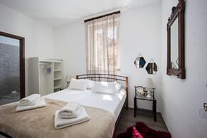 Stone house Lino Trogir