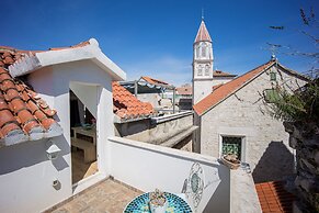 Stone house Lino Trogir
