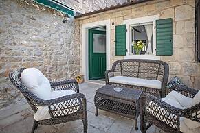 Theatre Luxury Rooms