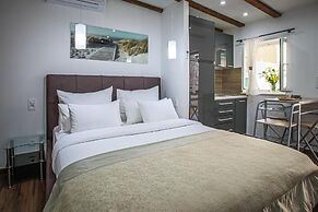 Theatre Luxury Rooms