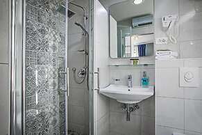 Theatre Luxury Rooms