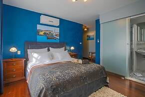 Theatre Luxury Rooms