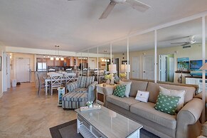 Pelican Beach 1014 2 Bedroom Condo by Pelican Beach Management