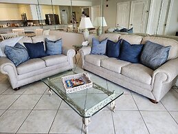 Pelican Beach 1414 2 Bedroom Condo by Pelican Beach Management