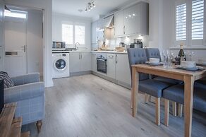 Ty Melyn - 2 Bedroom Cottage - Tenby