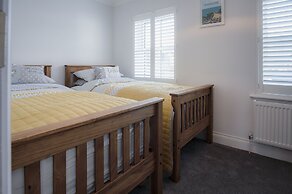 Ty Melyn - 2 Bedroom Cottage - Tenby